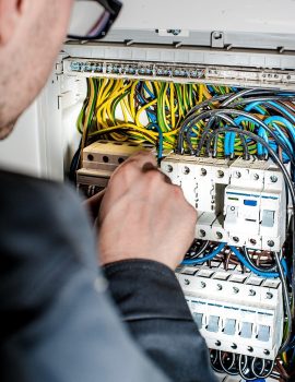 electrician-1080573_1280